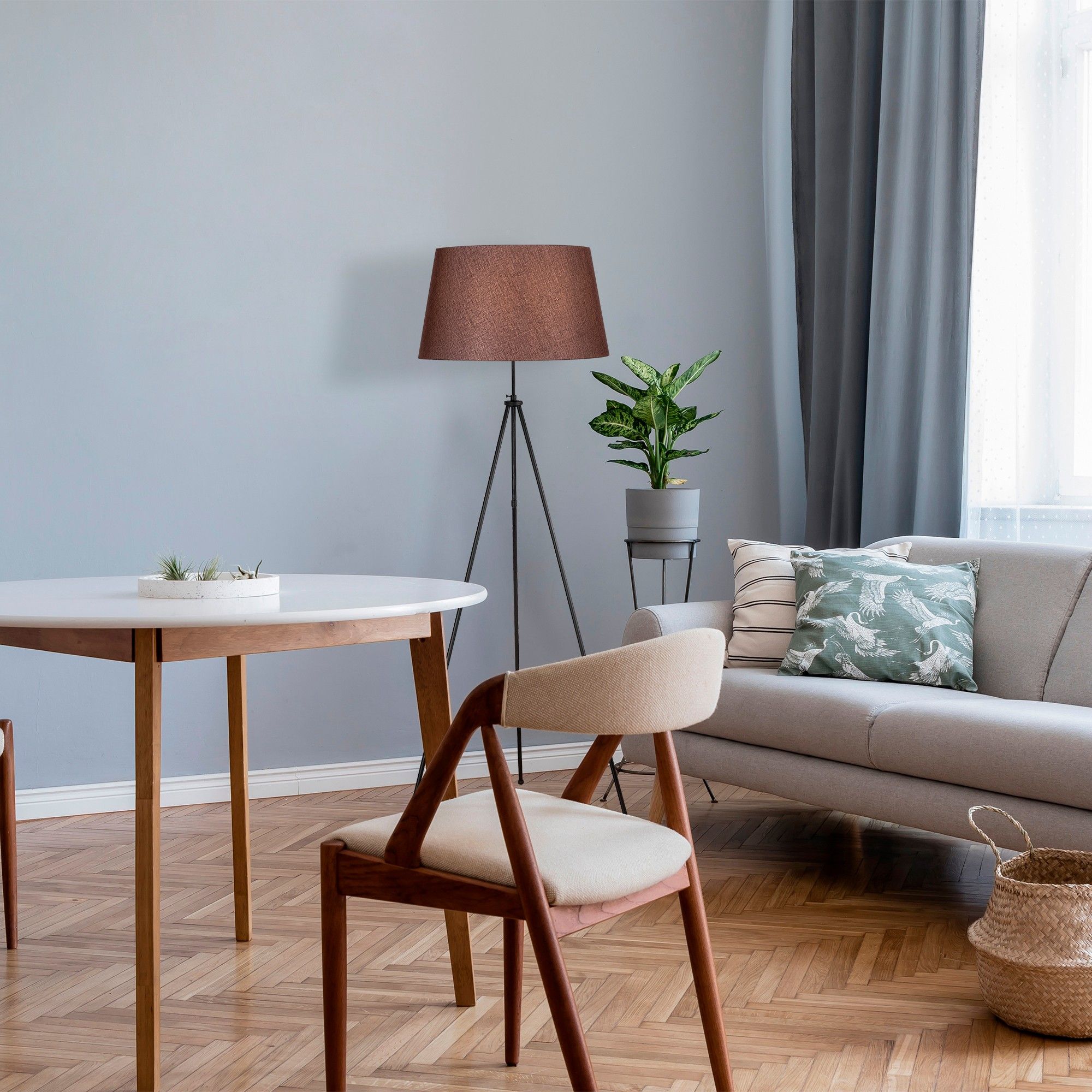 Lampadaire Tatum | Corps en métal | Hauteur 165cm | Noir Marron