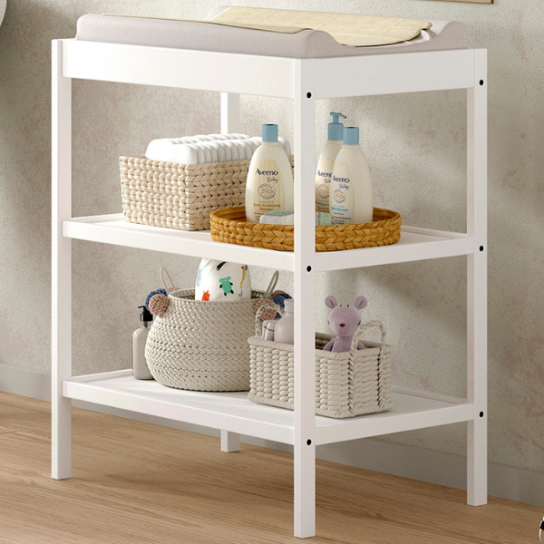 Table à langer Dino avec deux étagères - bois de pin blanc