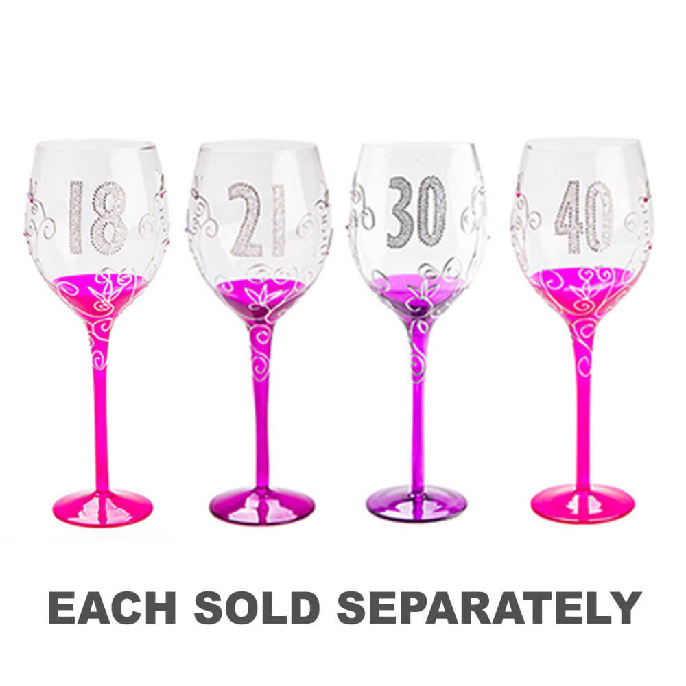 Verre de vin transparent d'anniversaire