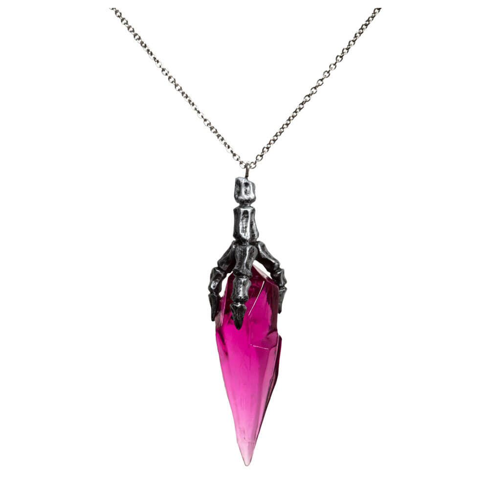 Le collier en cristal de cristal foncé